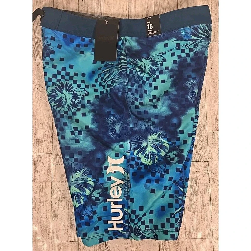 Hurley boardshorts boys